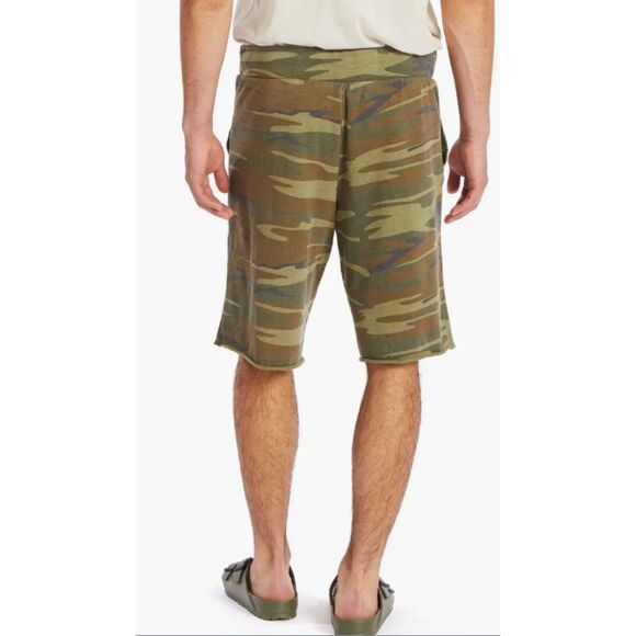 Men's Victory Washed French Terry Cutoff Shorts Alternative XL - Picture 2 of 3